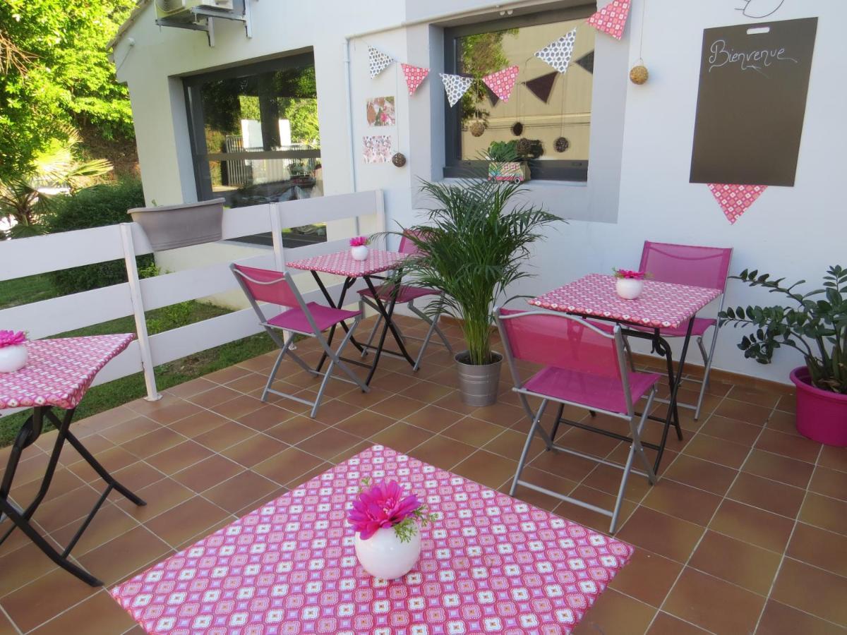Hotel Kyriad Cap Sud Avignon Exterior photo